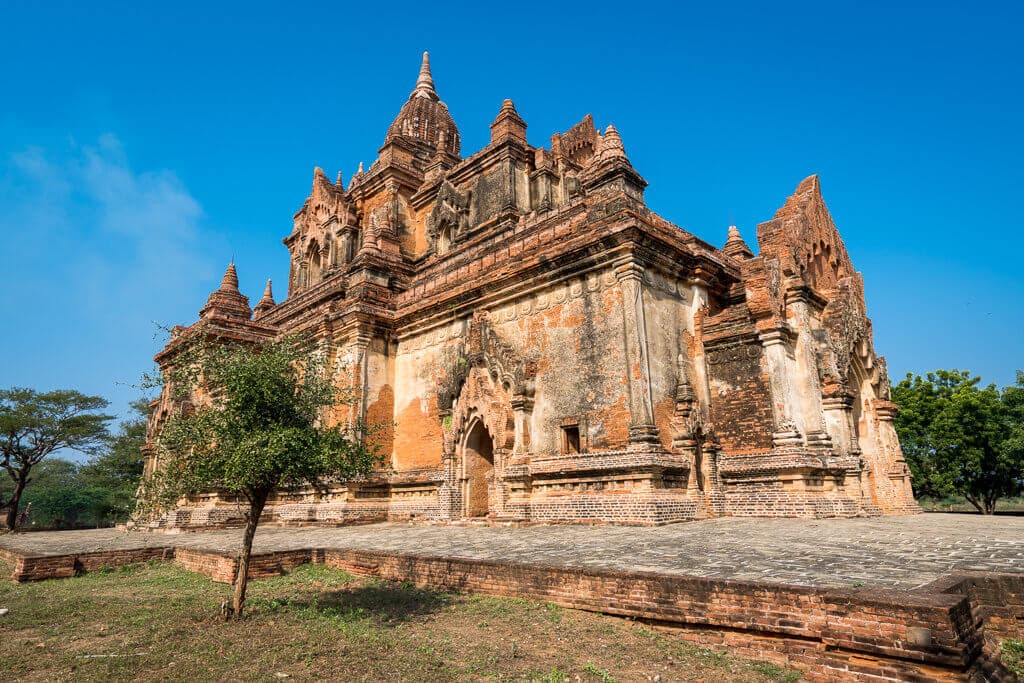 U většiny menších chrámů v Baganu budeme sami