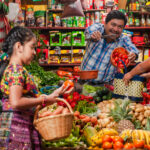 Indiánský trh ve městě Chichicastenango