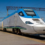Vlak Afrosijob, který jede rychlostí až 250 km/h