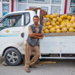 Prodej čerstvých a neuvěřitelně chutných tádžických melounů přímo z nákladního vozu