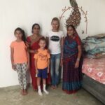 Hanka s dětmi v indické rodině