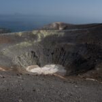 Podhled do kráteru sopky Vulcano